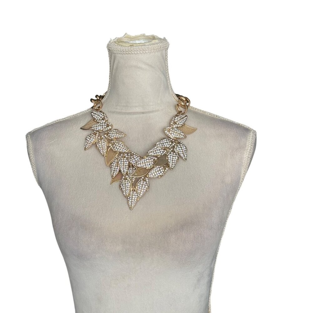 BCBG Pave Leaf Woven With Rhinestones Necklace Woven Gretchen Rossi's Reunion